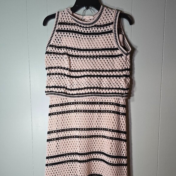 Neutral Crochet Set - Old Money Vibes - Picture 1 of 3